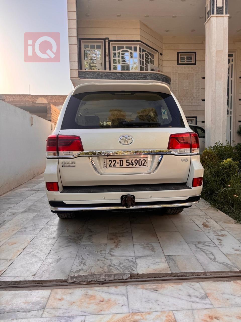 Toyota Land Cruiser